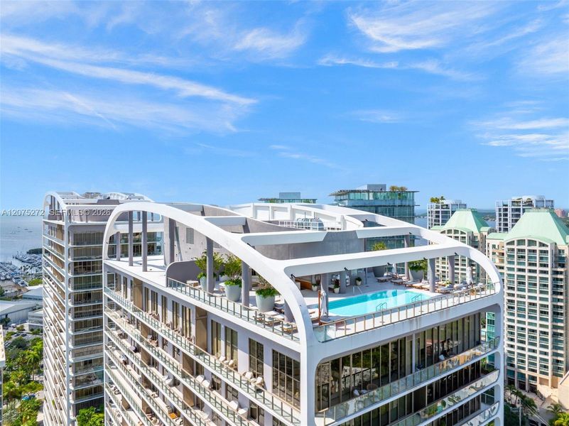 Condo located in Miami, FL showcasing its design and architecture (Image 5). Condo located in Miami, FL showcasing its design and architecture (Image 5).
