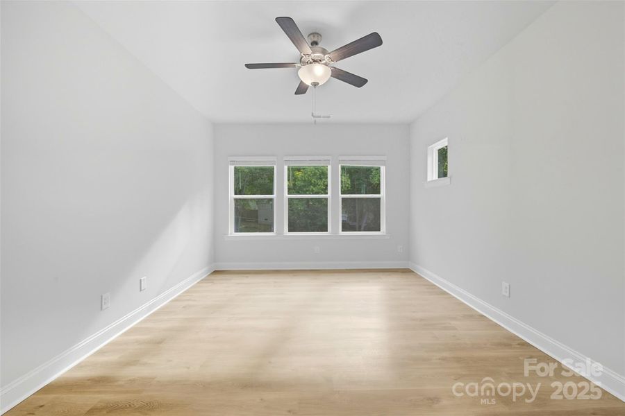 Spacious, unfurnished interior of a new home in , Charlotte (Image 15).