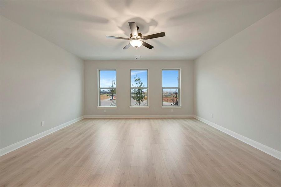 Spacious, unfurnished interior of a new home in Karis - Village Series, Crowley (Image 21).