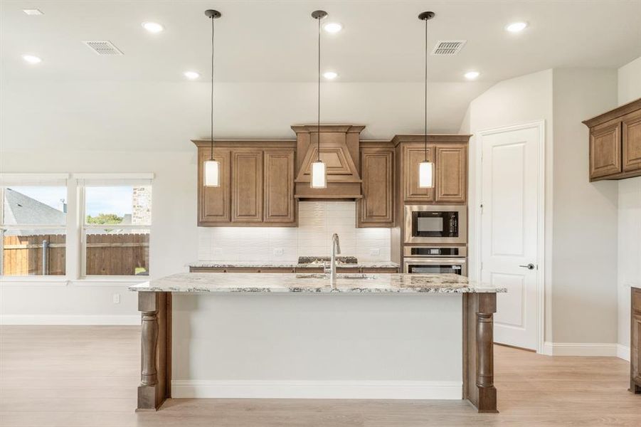 Furnished interior view inside a new home in Eagle Glen 50, Alvarado (Image 16).