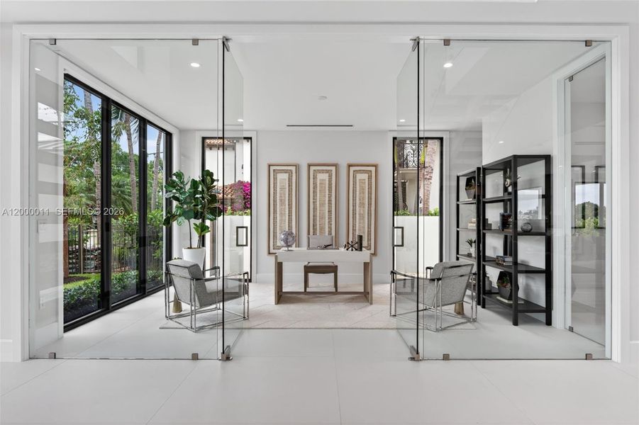 Furnished interior view inside a new home in , Fort Lauderdale (Image 47).