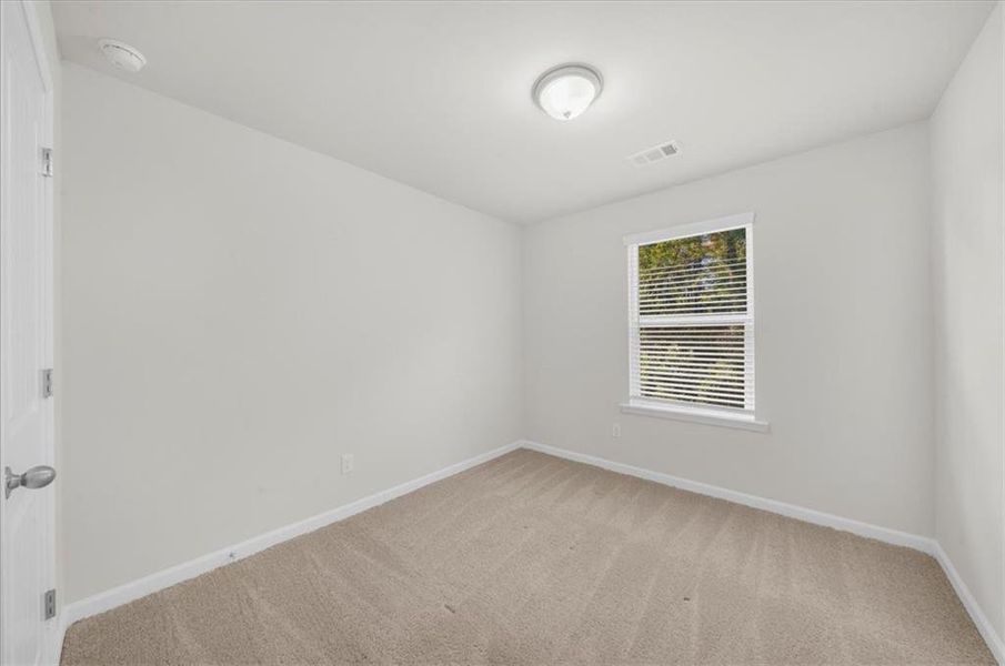 Spacious, unfurnished interior of a new home in , Atlanta (Image 24).