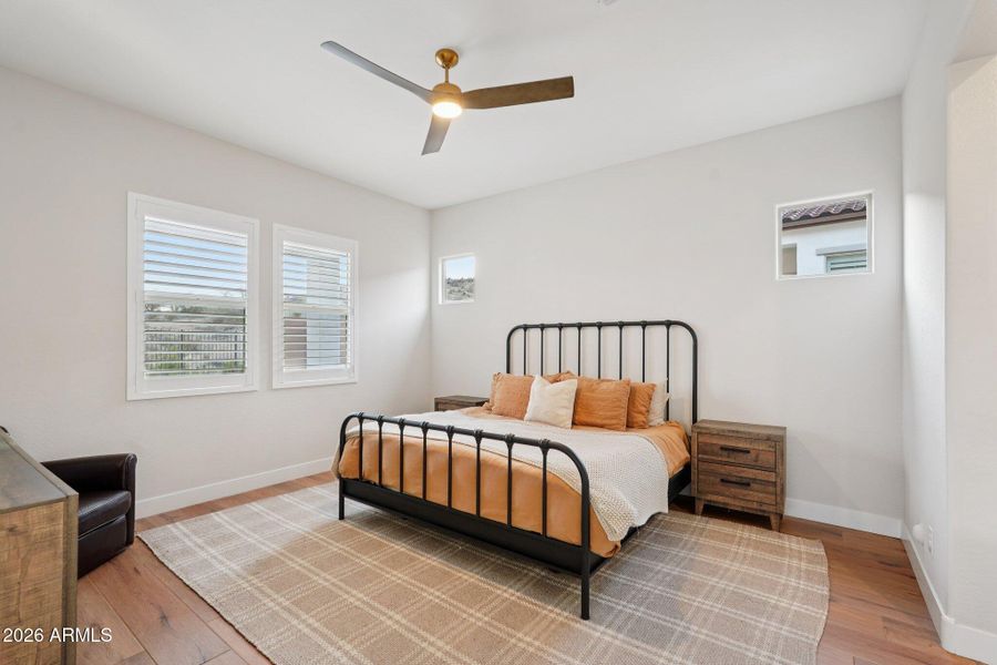 33-web-or-mls-W Roanoke Ave-S2901-033