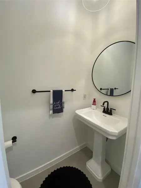 Furnished interior view inside a new home in Centennial Oaks, Santa Fe (Image 7).