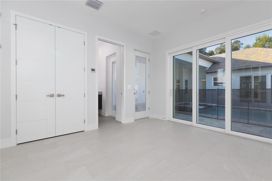 Spacious, unfurnished interior of a new home in Toscana, Palm Coast (Image 31).