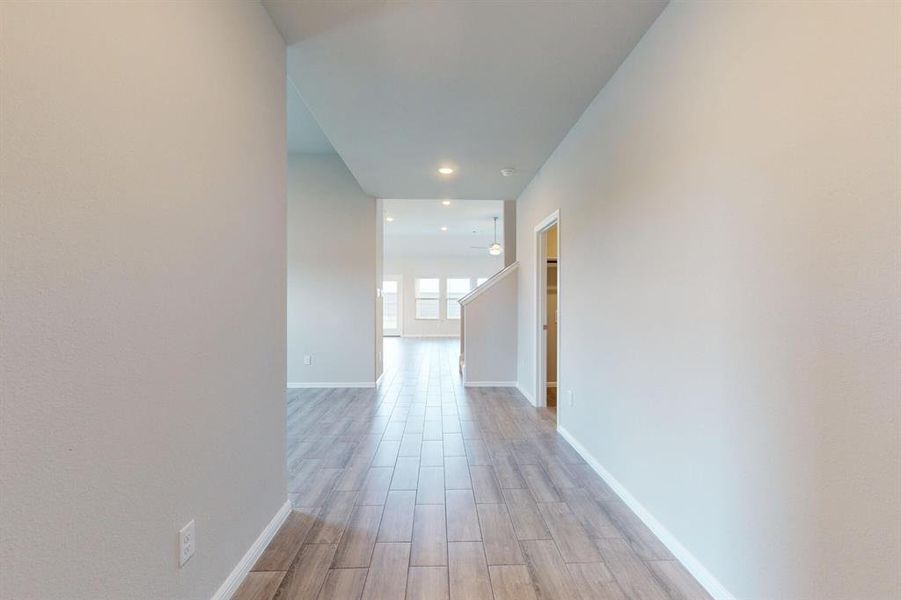 Spacious, unfurnished interior of a new home in Prairie Ridge at Goodland, Venus (Image 16). Spacious, unfurnished interior of a new home in Prairie Ridge at Goodland, Venus (Image 16).