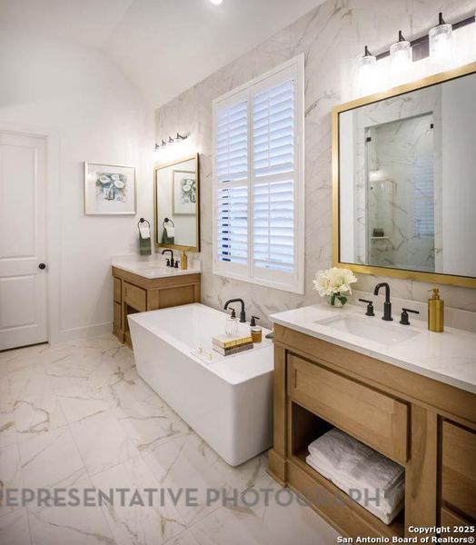 Furnished interior view inside a new home in Esperanza, Boerne (Image 9).