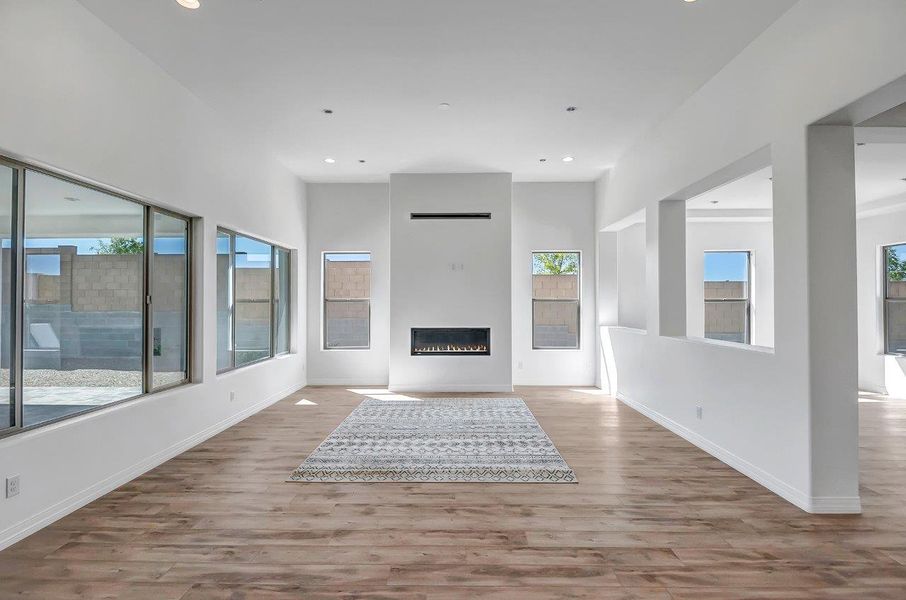 Spacious, unfurnished interior of a new home in Summit at The Dells, Prescott (Image 21).