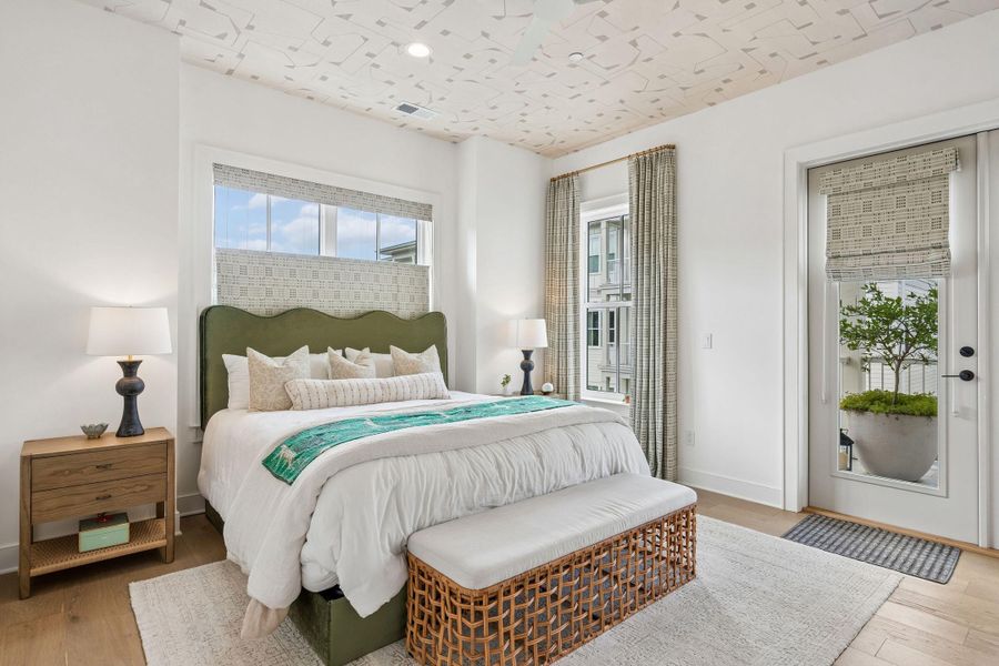 Furnished interior view inside a new home in , Charleston (Image 36).