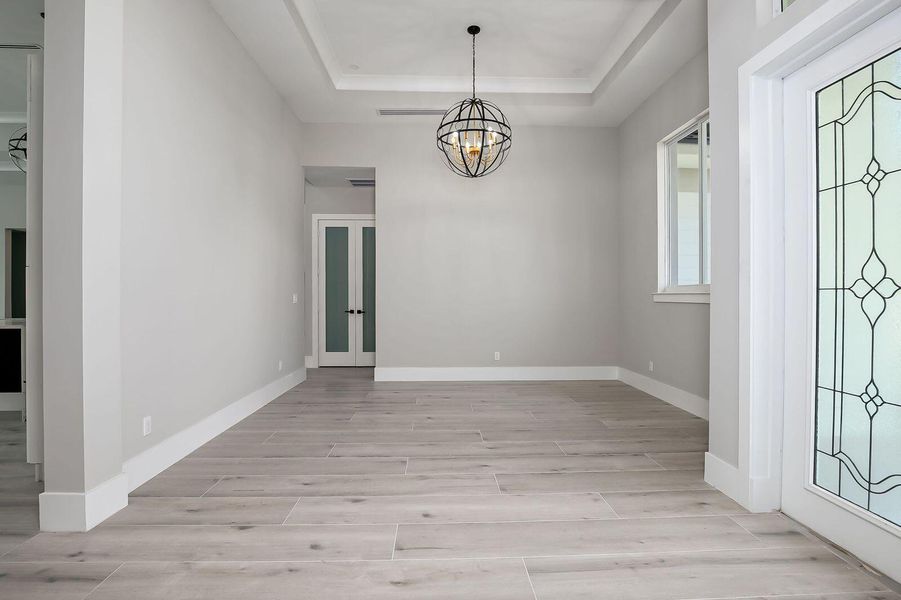 Spacious, unfurnished interior of a new home in , Port St. Lucie (Image 15).