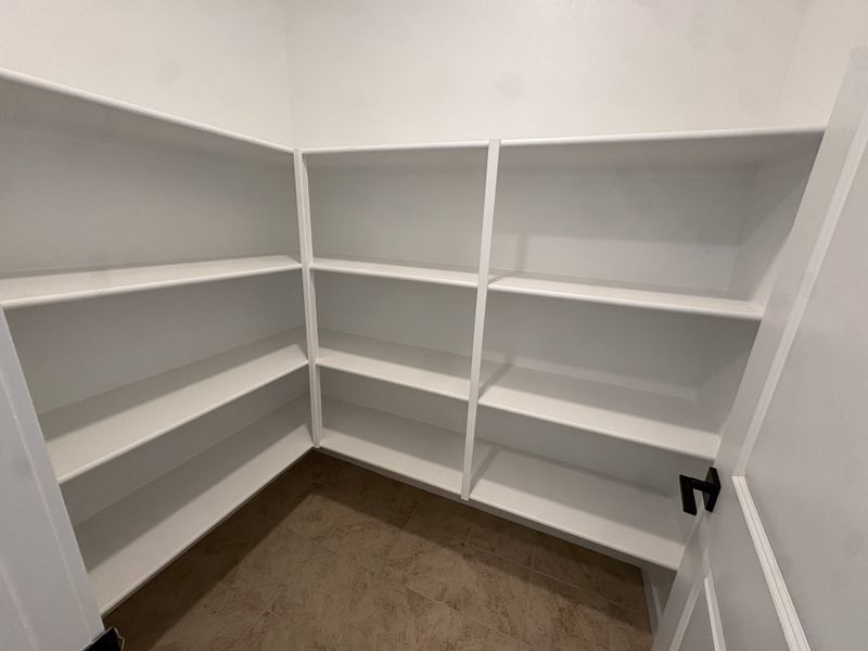 Spacious, unfurnished interior of a new home in Harvest at Citrus Park, Goodyear (Image 8).