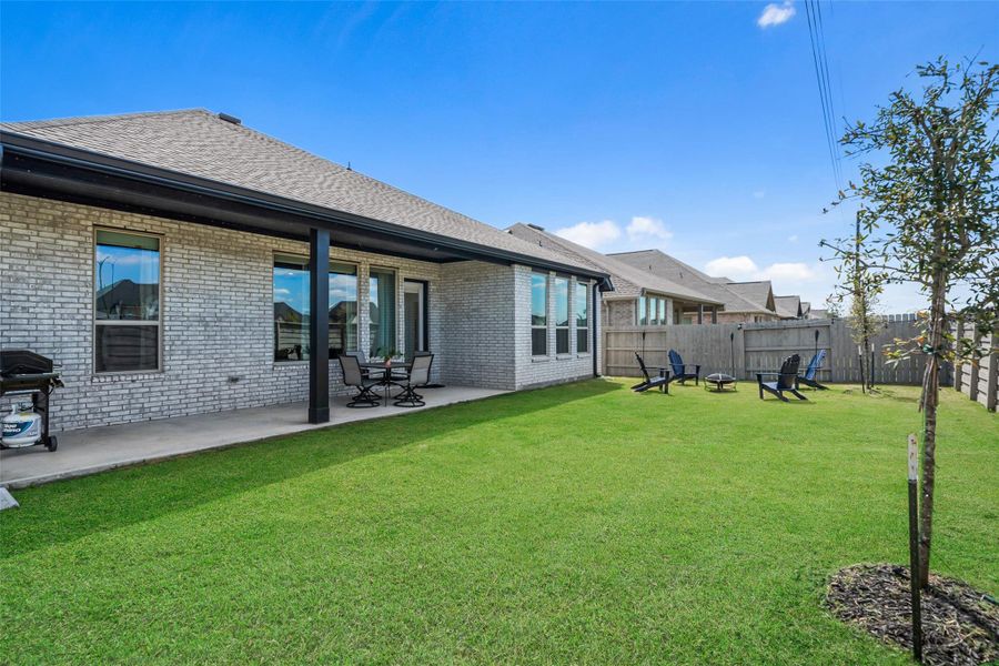 Exterior details and patio area of a home in Pomona, Manvel (Image 23).