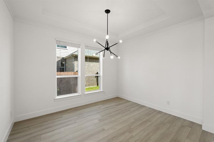 8_1200 Flock- Dining-2