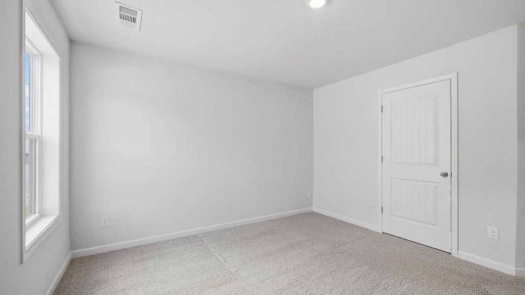 Spacious, unfurnished interior of a new home in Butner Estates, South Fulton (Image 23).