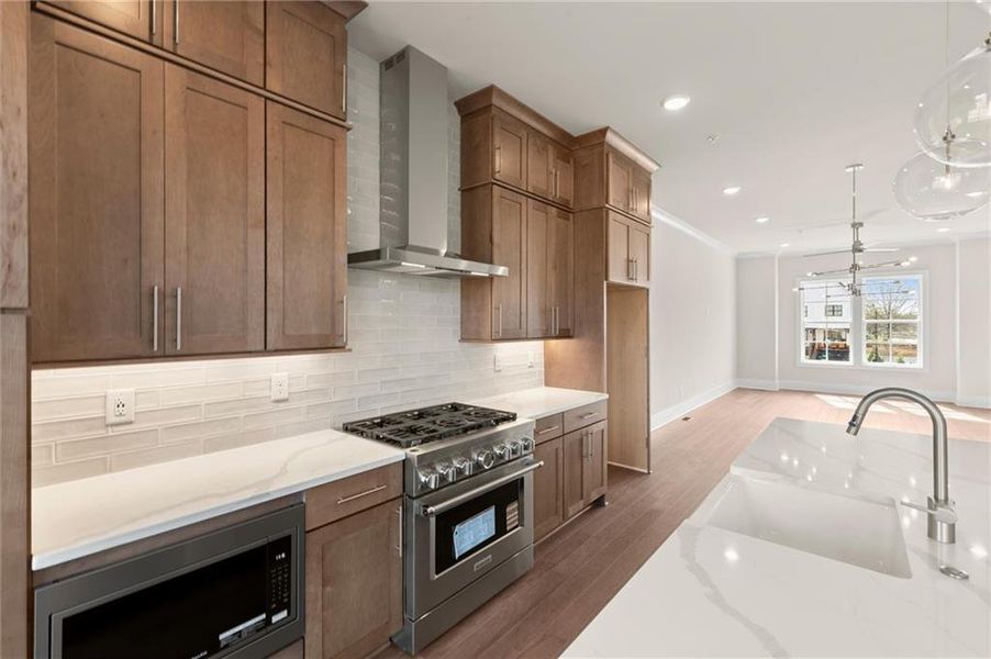 Furnished interior view inside a new home in , Alpharetta (Image 16).