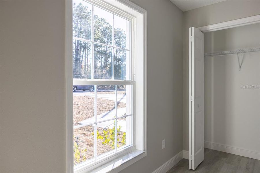 Spacious, unfurnished interior of a new home in , Citrus Springs (Image 20).