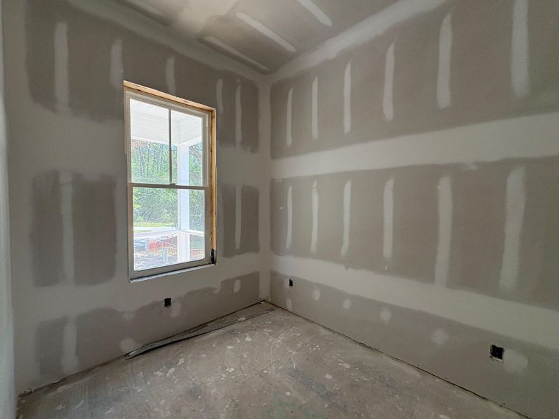 Spacious, unfurnished interior of a new home in The Preserve at Pennys Creek, Johns Island (Image 26).
