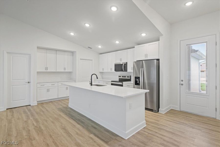 Furnished interior view inside a new home in Cape Coral, Cape Coral (Image 8).