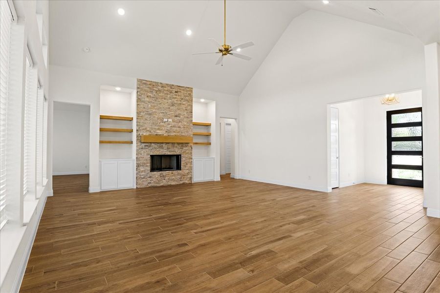 Representative unfurnished interior of a home built from the The Braden II by Doug Parr Custom Homes in Kessler Farms, Brock (Image 27).