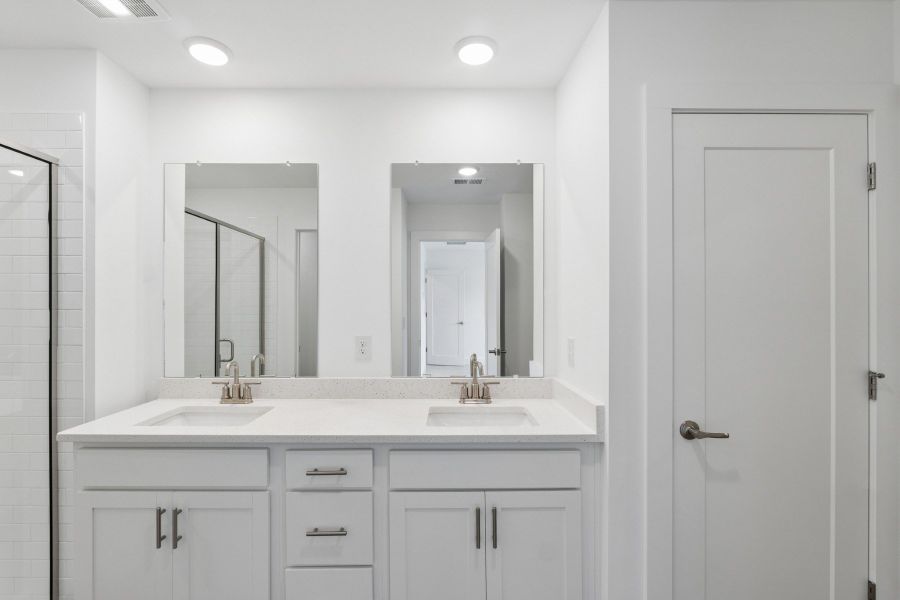 Owner's Bath