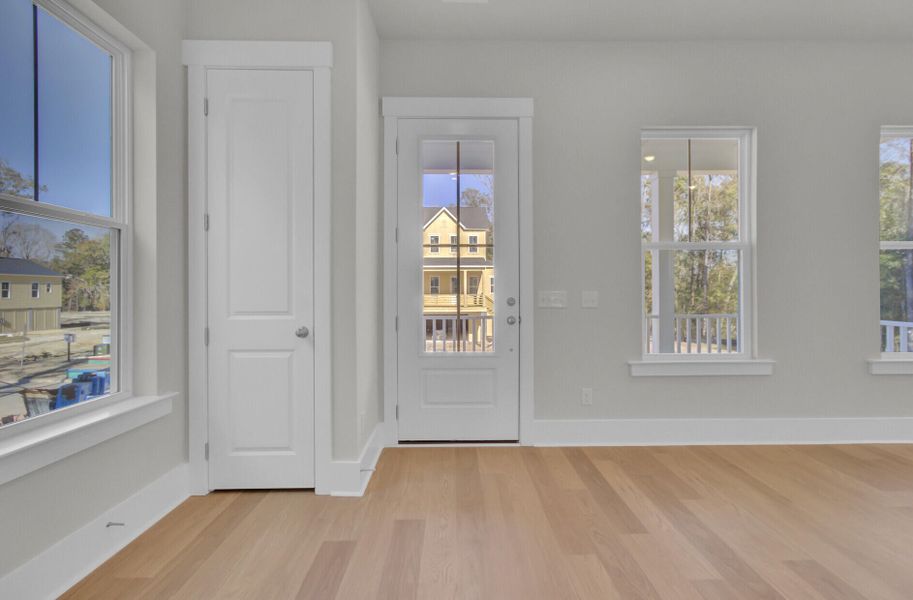 Spacious, unfurnished interior of a new home in Indigo Grove Single Family Homes, Johns Island (Image 19).