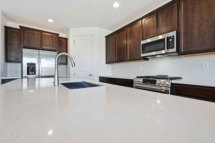 17080 W Hackamore Drive ~ Ready Now! 17080 W Hackamore Drive ~ Ready Now!