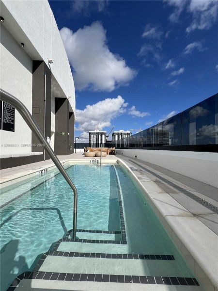 Community amenities in , Miami (Image 11). Community amenities in , Miami (Image 11).