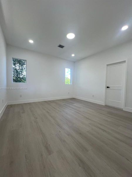 Spacious, unfurnished interior of a new home in , Miami (Image 30). Spacious, unfurnished interior of a new home in , Miami (Image 30).