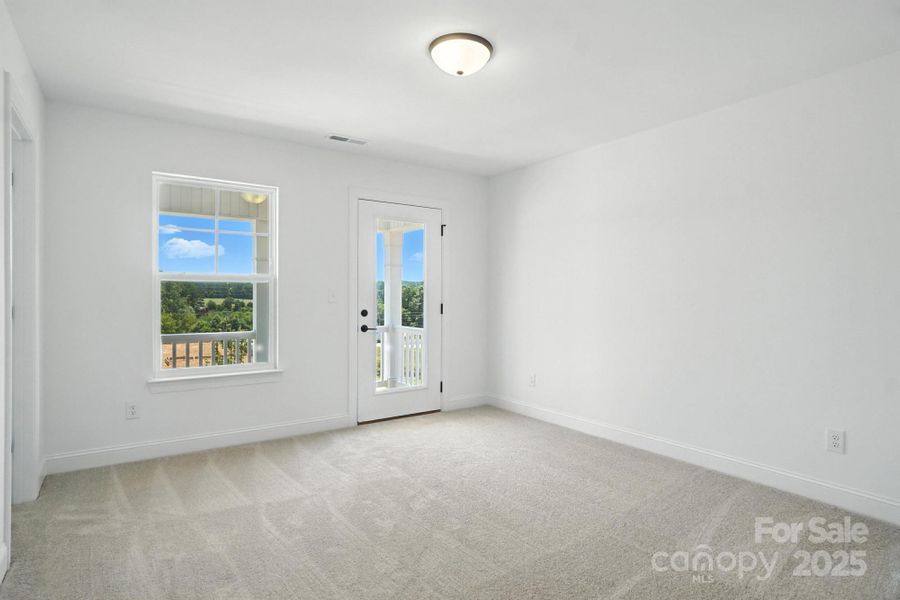 Spacious, unfurnished interior of a new home in Summerlin, Mooresville (Image 19). Spacious, unfurnished interior of a new home in Summerlin, Mooresville (Image 19).