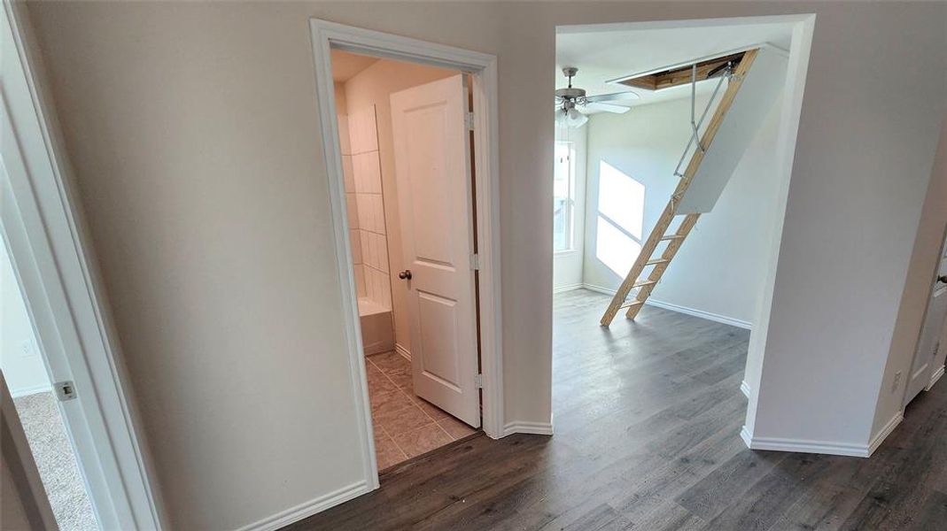 Spacious, unfurnished interior of a new home in Waverly Estates, Josephine (Image 9).