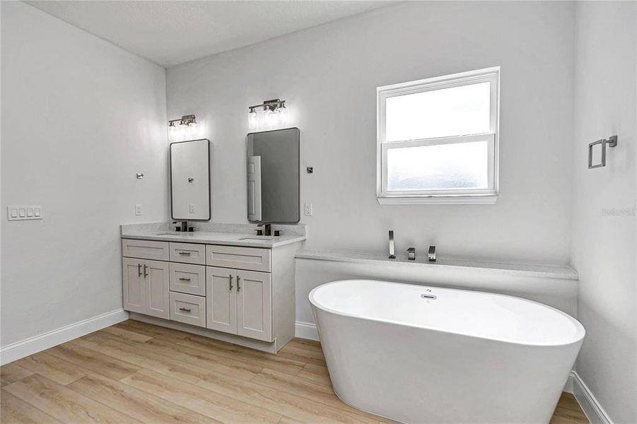 Furnished interior view inside a new home in , Ocala (Image 9).