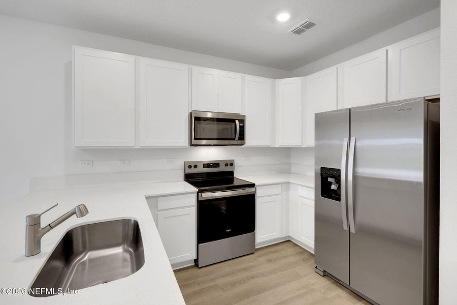 Furnished interior view inside a new home in Kasen Oaks, Jacksonville (Image 9).