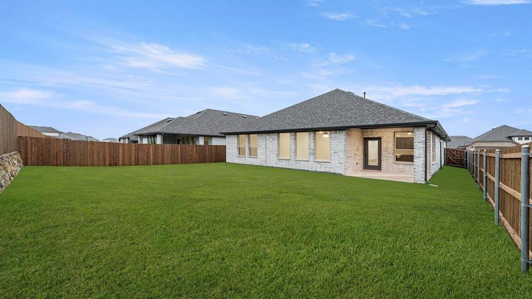 27. 1317 Rothland - Back (2)