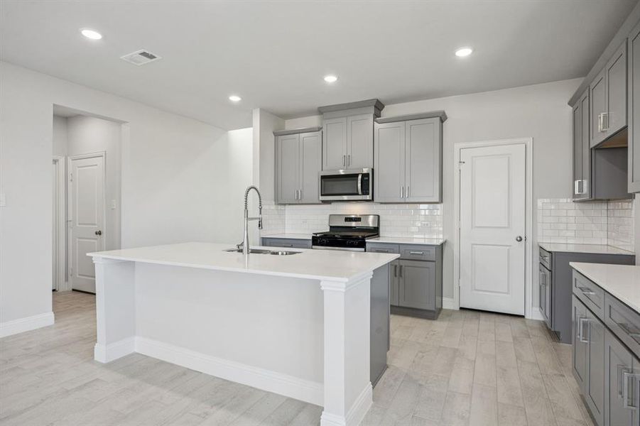 Furnished interior view inside a new home in Santorini, Seagoville (Image 8).