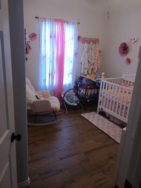 Furnished interior view inside a new home in , Onalaska (Image 9).