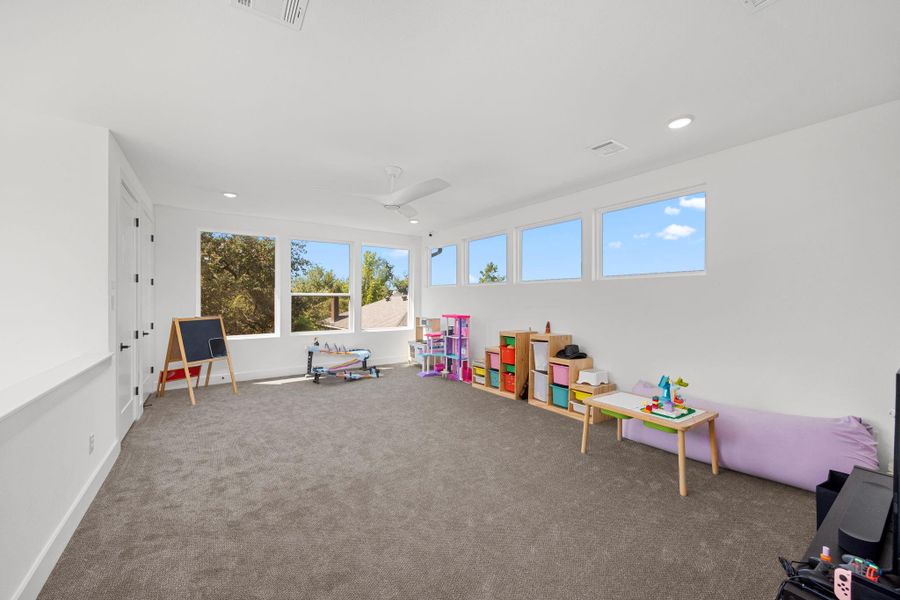 Carpeted muti use room on 3rd floor. Elevator capable.