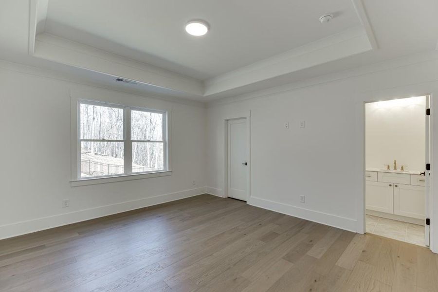 Spacious, unfurnished interior of a new home in , Buford (Image 33).