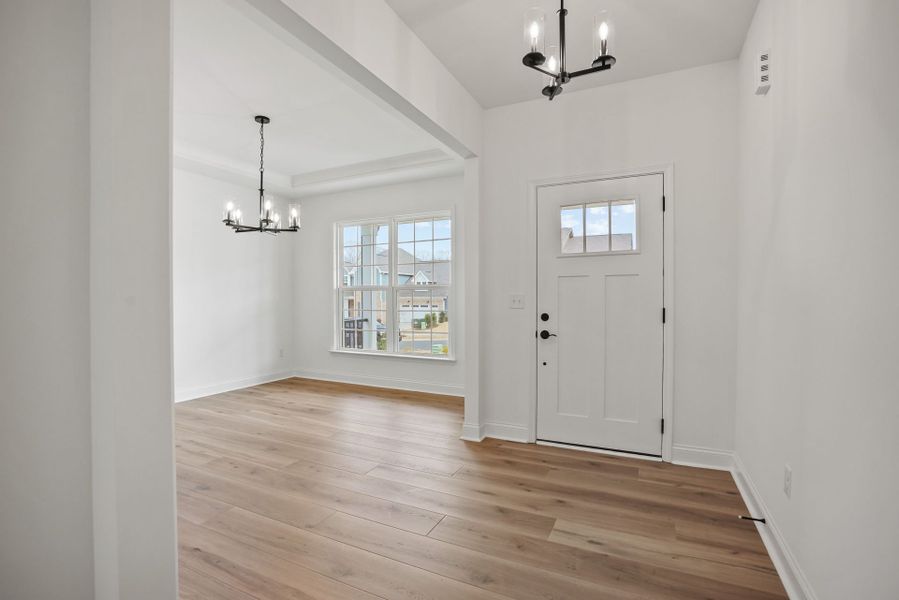 Spacious, unfurnished interior of a new home in Forest Creek, Waxhaw (Image 67).