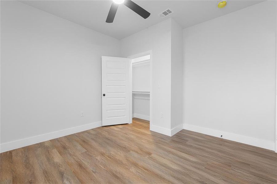 Spacious, unfurnished interior of a new home in , Mabank (Image 18). Spacious, unfurnished interior of a new home in , Mabank (Image 18).