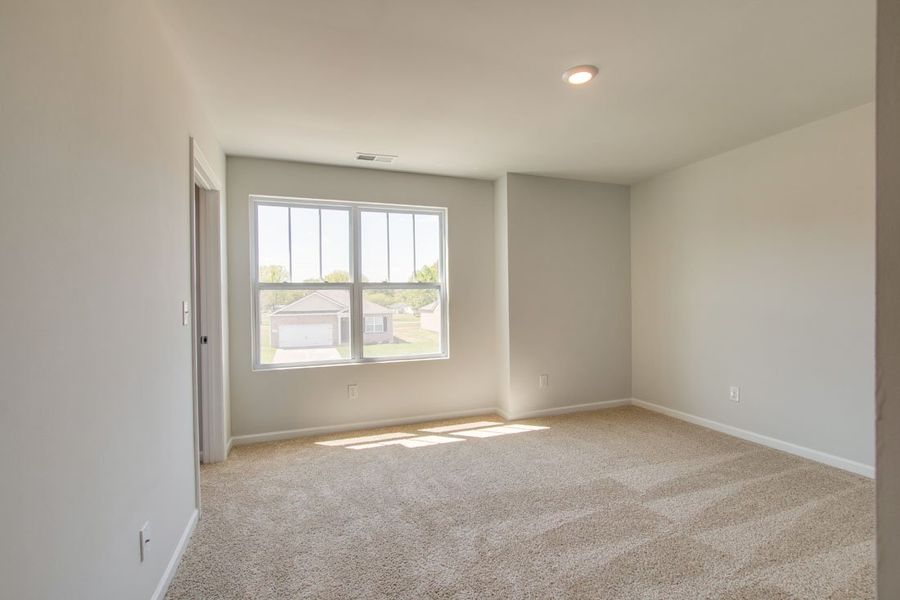 Representative unfurnished interior of a home built from the BELFORT by D.R. Horton in Woodbridge Glen Single Family, Lebanon (Image 22).