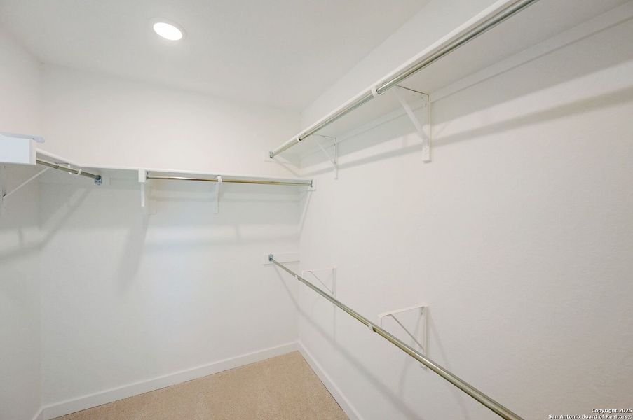 Spacious, unfurnished interior of a new home in Legacy at Lake Dunlap, New Braunfels (Image 26).