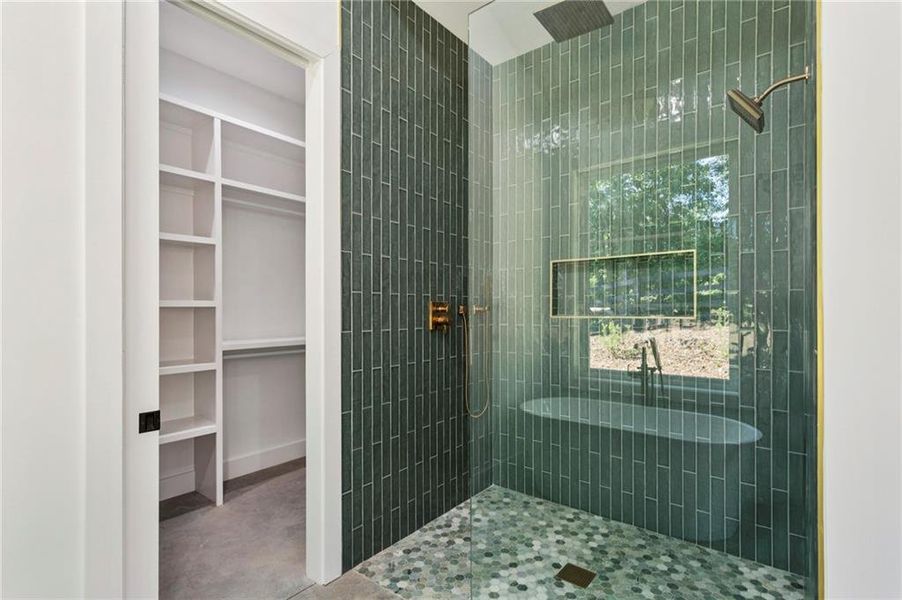 Image 38 of a home in .