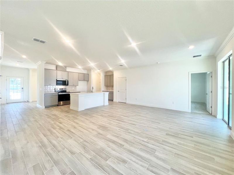 Spacious, unfurnished interior of a new home in Palm Coast, Palm Coast (Image 29).