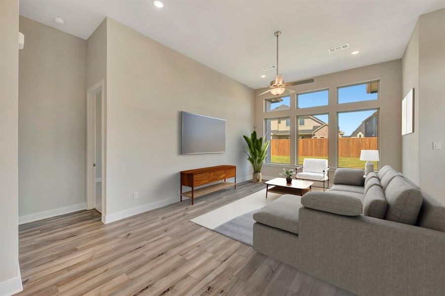 Furnished interior view inside a new home in Sandbrock Ranch, Aubrey (Image 7).