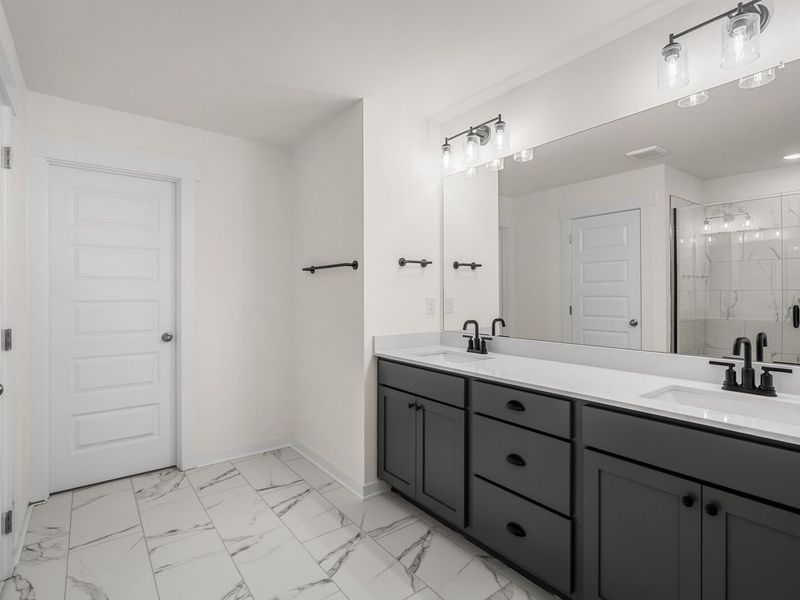 Furnished interior view inside a new home in Woods Crossing, Gallatin (Image 17).
