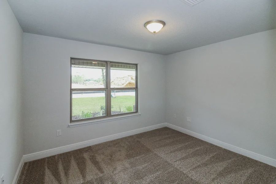 Spacious, unfurnished interior of a new home in Ashton View, Crestview (Image 10).