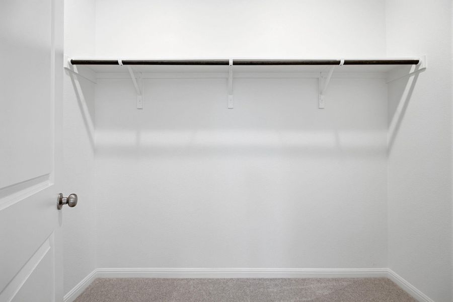Spacious, unfurnished interior of a new home in Lisso, Pflugerville (Image 33). Spacious, unfurnished interior of a new home in Lisso, Pflugerville (Image 33).