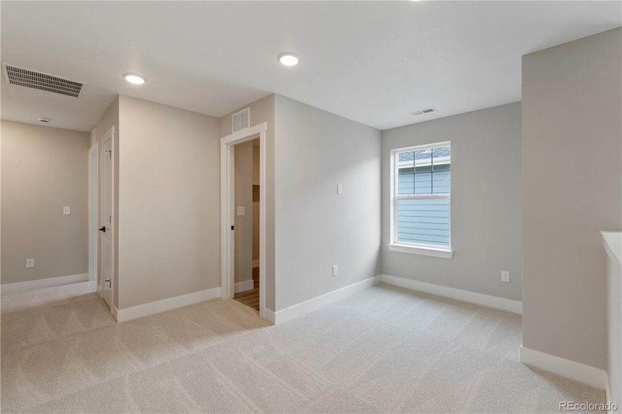 Spacious, unfurnished interior of a new home in Windler Single Family Homes, Aurora (Image 25).