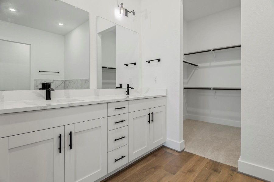 Furnished interior view inside a new home in Hallimore Ranch, Rosenberg (Image 6). Furnished interior view inside a new home in Hallimore Ranch, Rosenberg (Image 6).