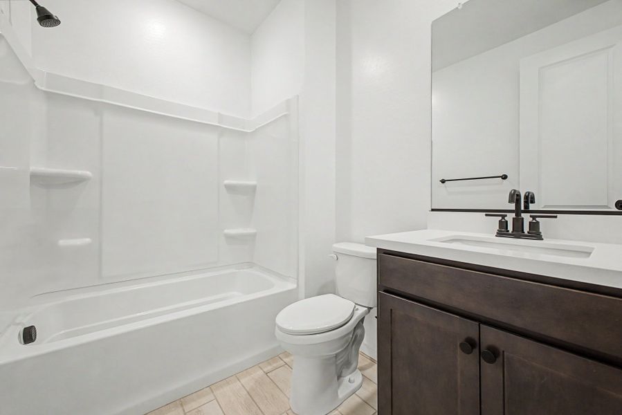 Furnished interior view inside a new home in Frontera, Surprise (Image 6).